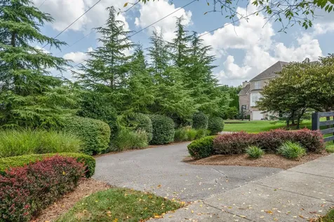 1728 Surrey Drive Brentwood TN 37027