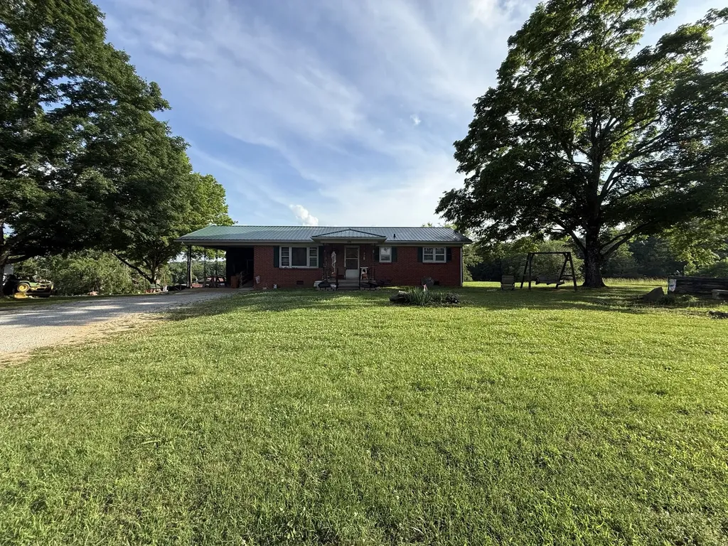 Centerville TN, 485 W Grinders Switch Road