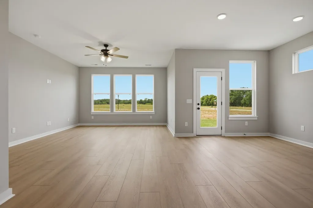 604 Sun Bear Lane Mount Pleasant TN 38474