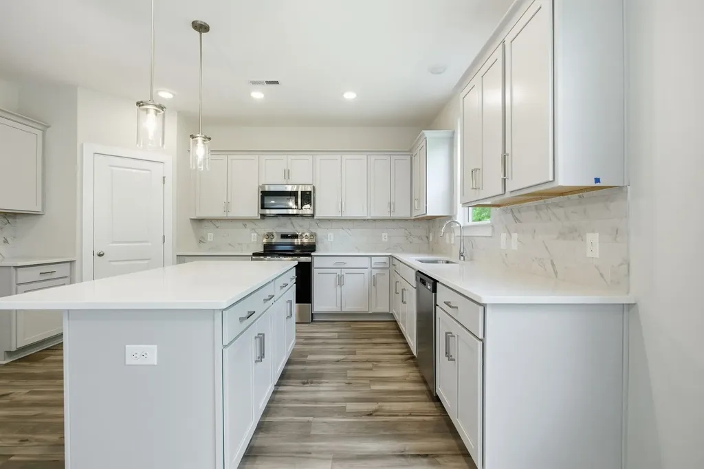 332 Black Bear Drive Mount Pleasant TN 38474
