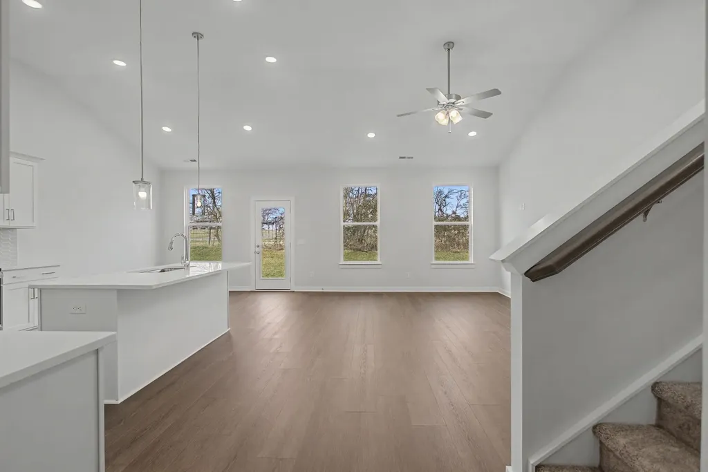 324 Black Bear Drive Mount Pleasant TN 38474