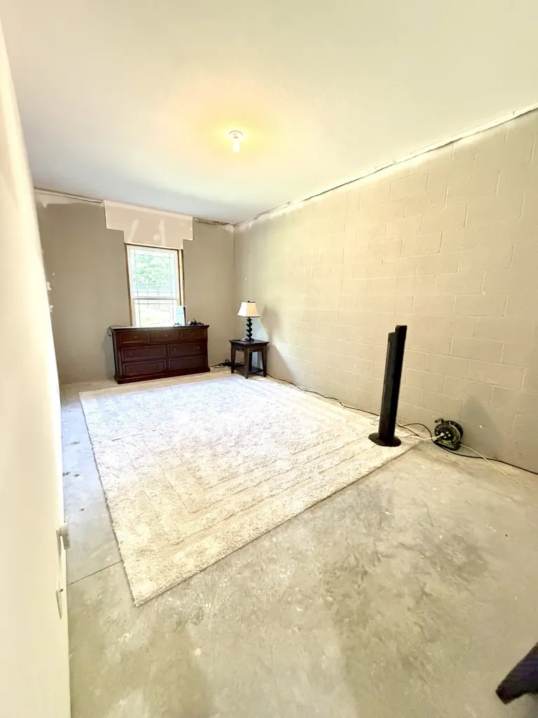 1035 S Ridge Trail Clarksville TN 37043