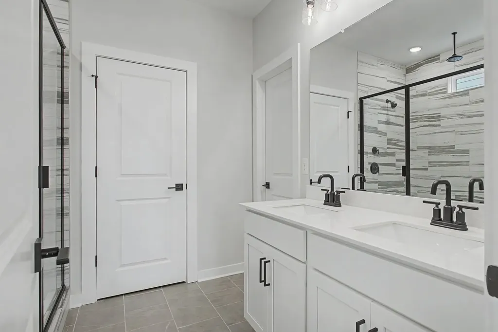 328 Black Bear Drive Mount Pleasant TN 38474