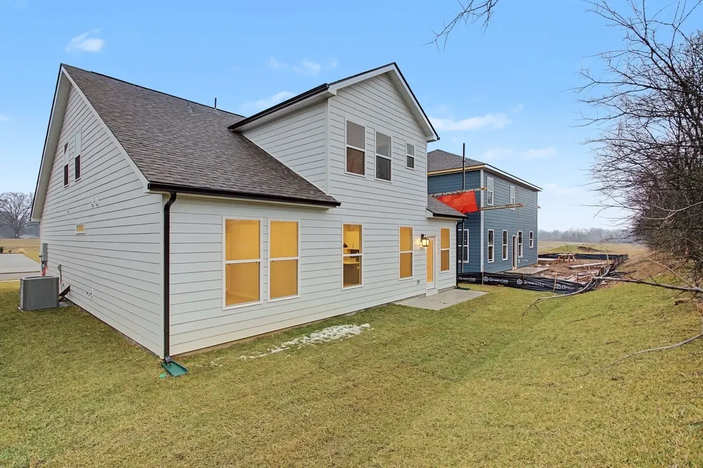 328 Black Bear Drive Mount Pleasant TN 38474