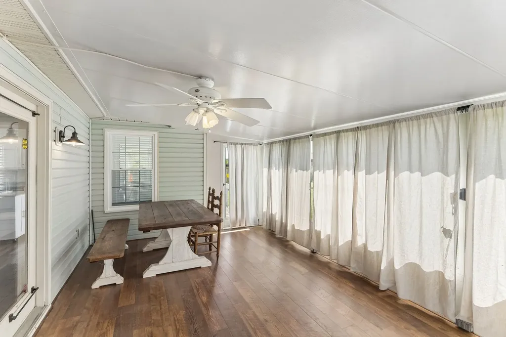 16 Delana Avenue Lawrenceburg TN 38464