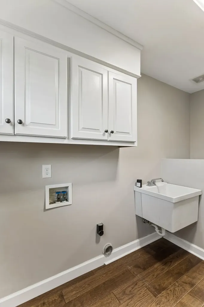 16 Delana Avenue Lawrenceburg TN 38464