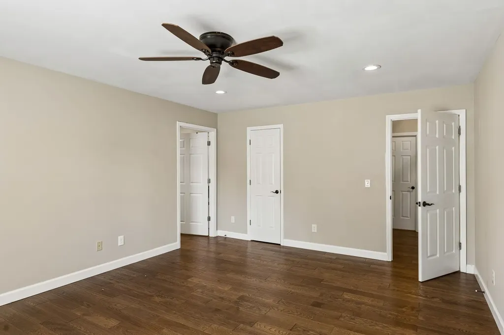 16 Delana Avenue Lawrenceburg TN 38464