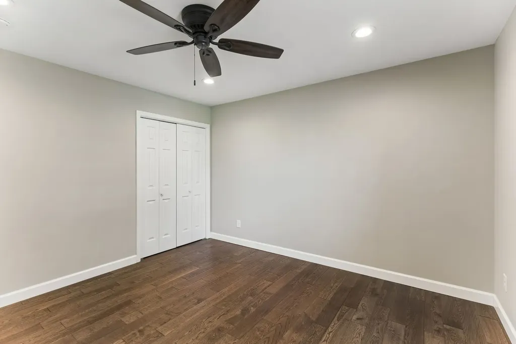 16 Delana Avenue Lawrenceburg TN 38464