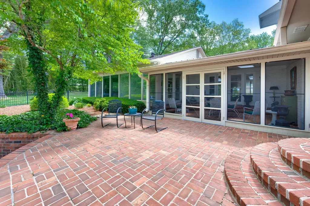 414 Bellwood Drive Dickson TN 37055