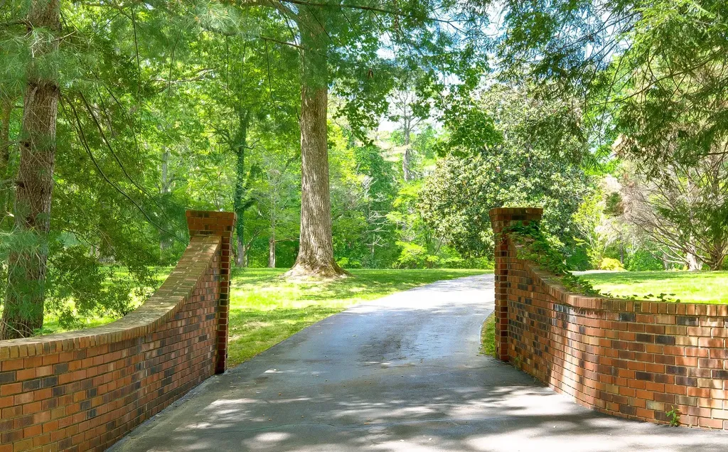 414 Bellwood Drive Dickson TN 37055