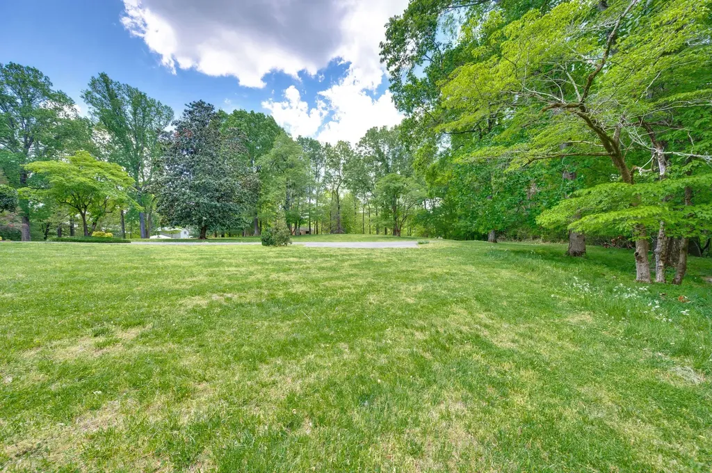 414 Bellwood Drive Dickson TN 37055