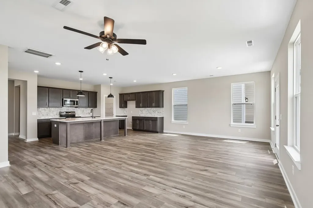 600 Sun Bear Lane Mount Pleasant TN 38474