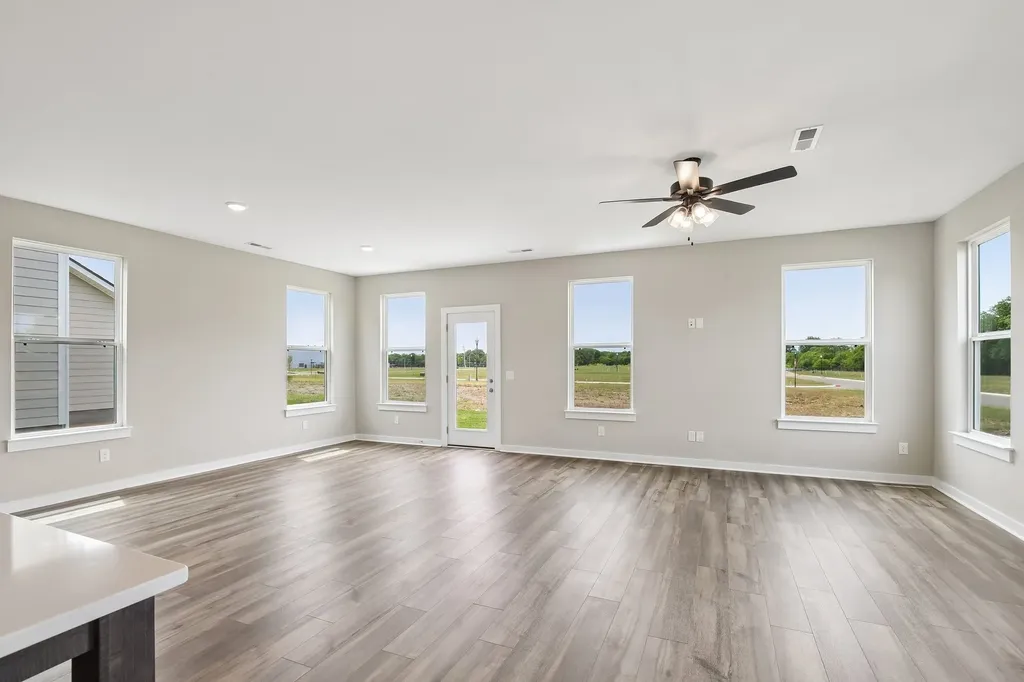 600 Sun Bear Lane Mount Pleasant TN 38474