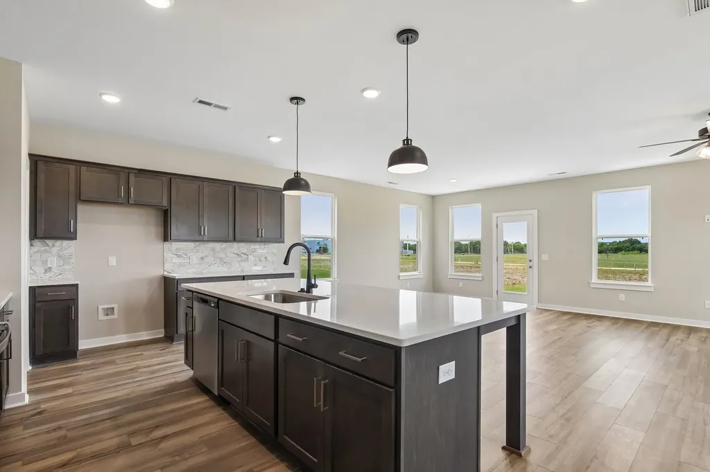600 Sun Bear Lane Mount Pleasant TN 38474