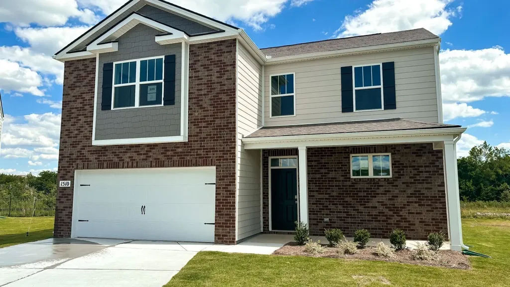 1742 Savannah Pass Lewisburg TN 37091