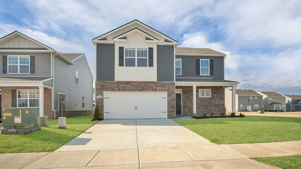 1742 Savannah Pass Lewisburg TN 37091