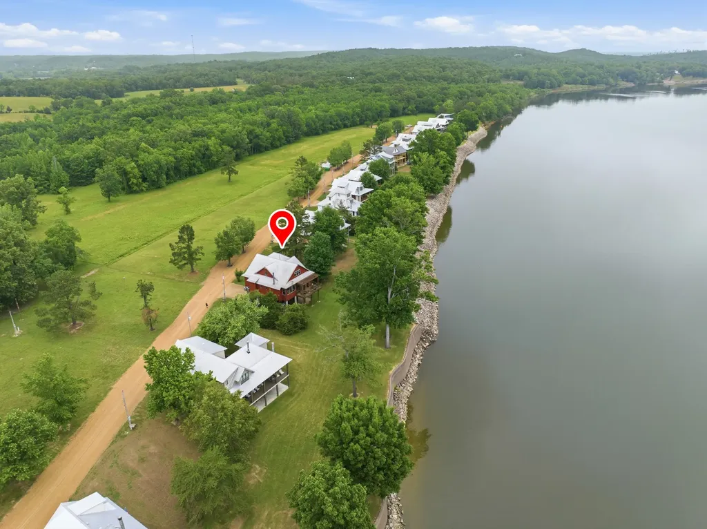 238 Shannon Lane Bath Springs TN 38311