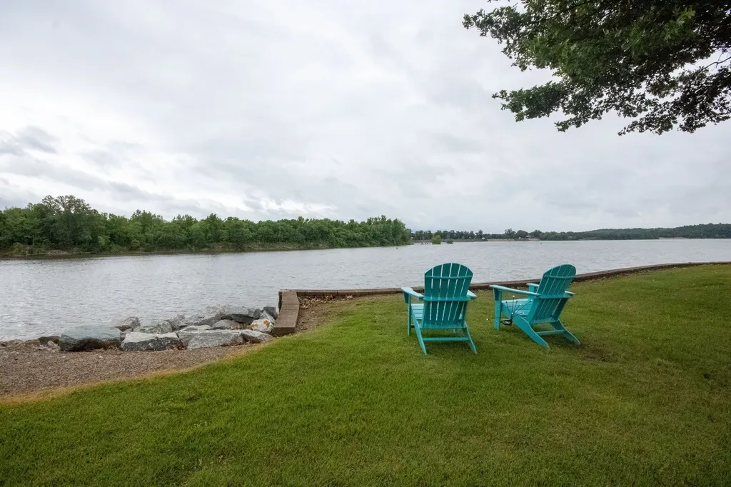 238 Shannon Lane Bath Springs TN 38311