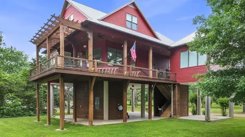238 Shannon Lane Bath Springs TN 38311