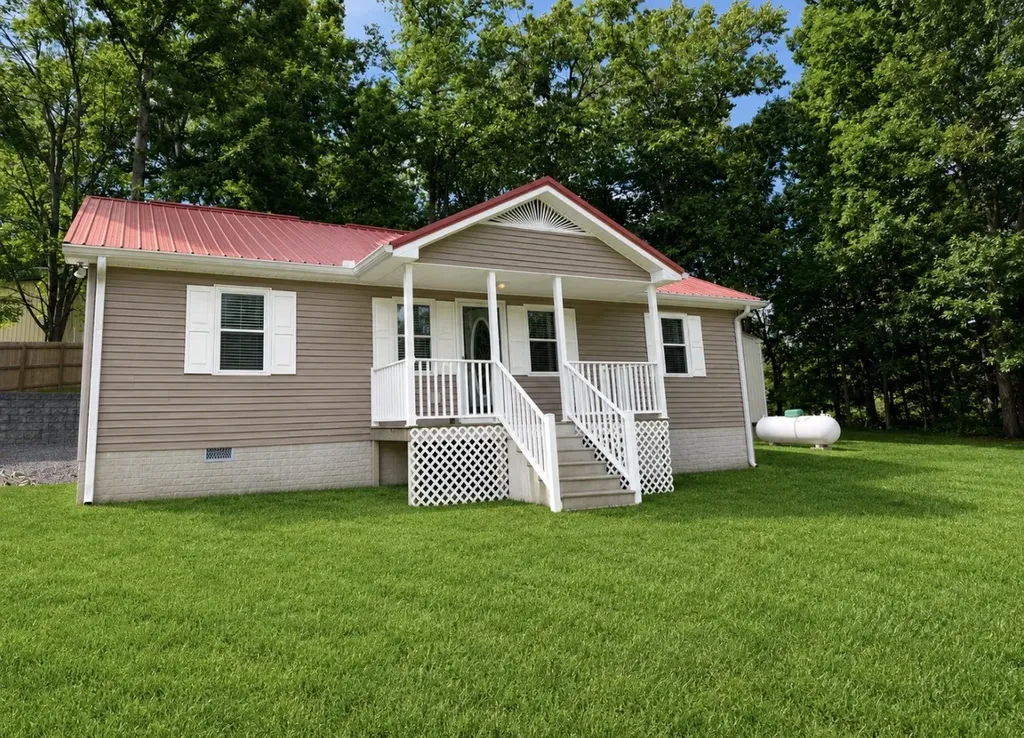 153 Henry Harris Road Westmoreland TN 37186