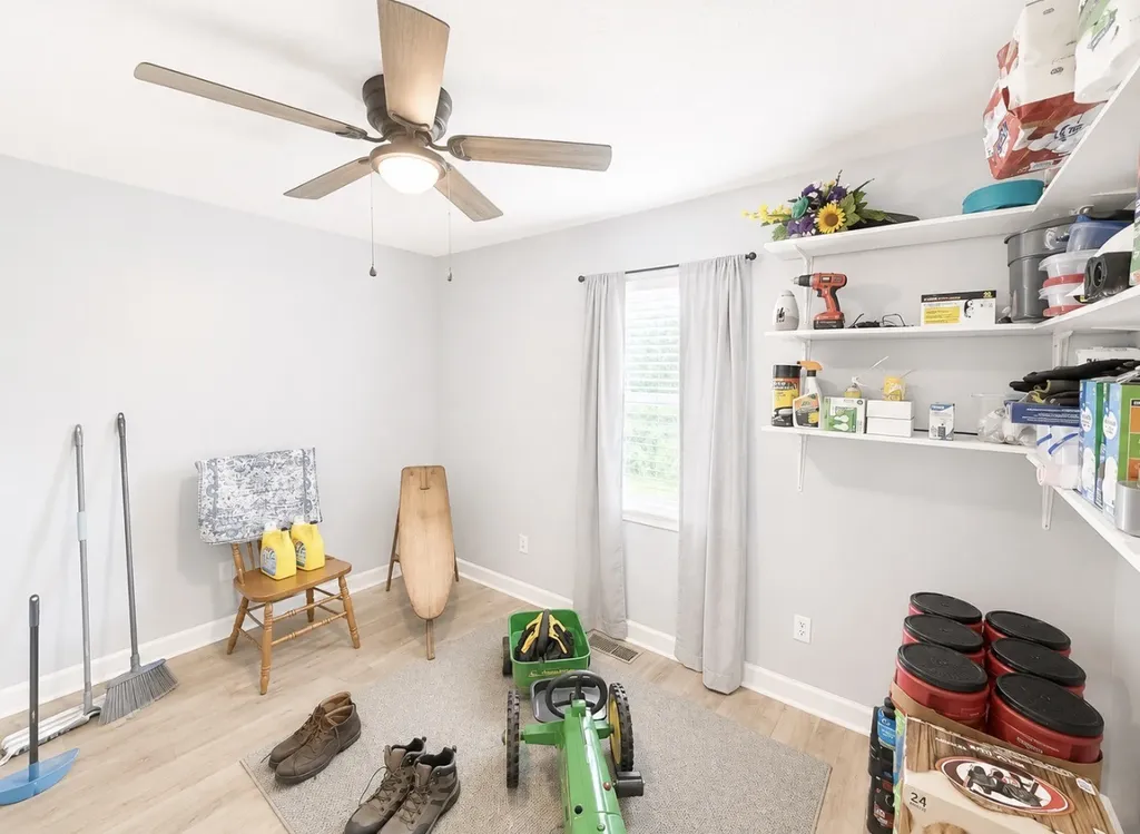 153 Henry Harris Road Westmoreland TN 37186