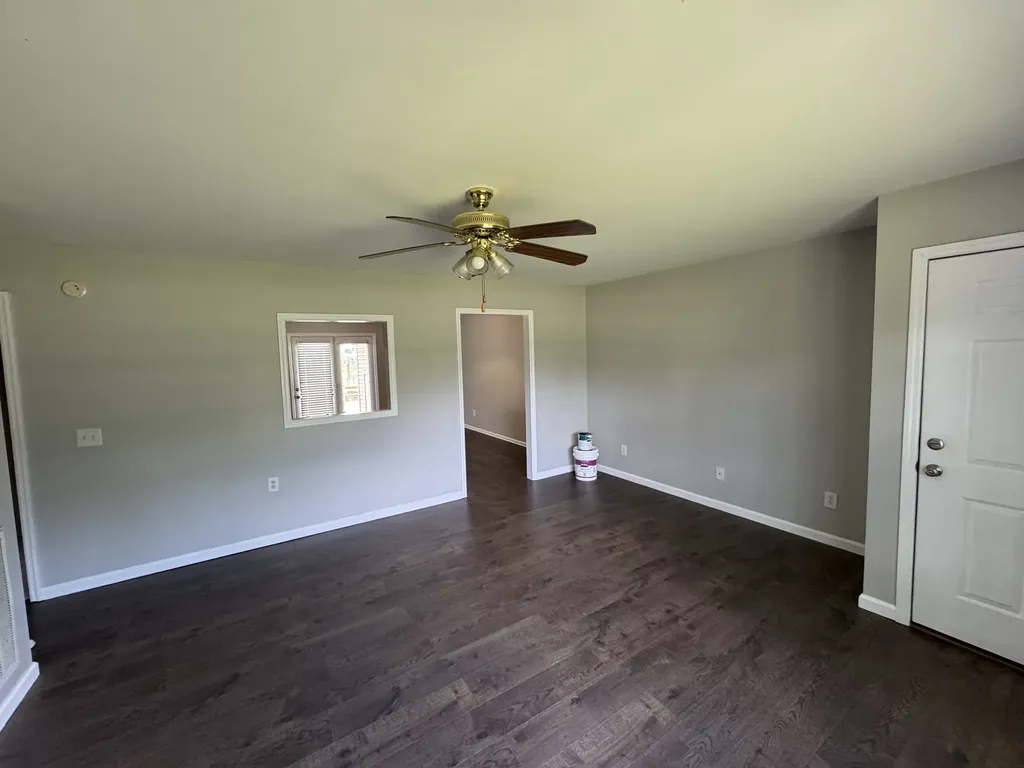 14261/2 Alhambra Drive Lebanon TN 37087