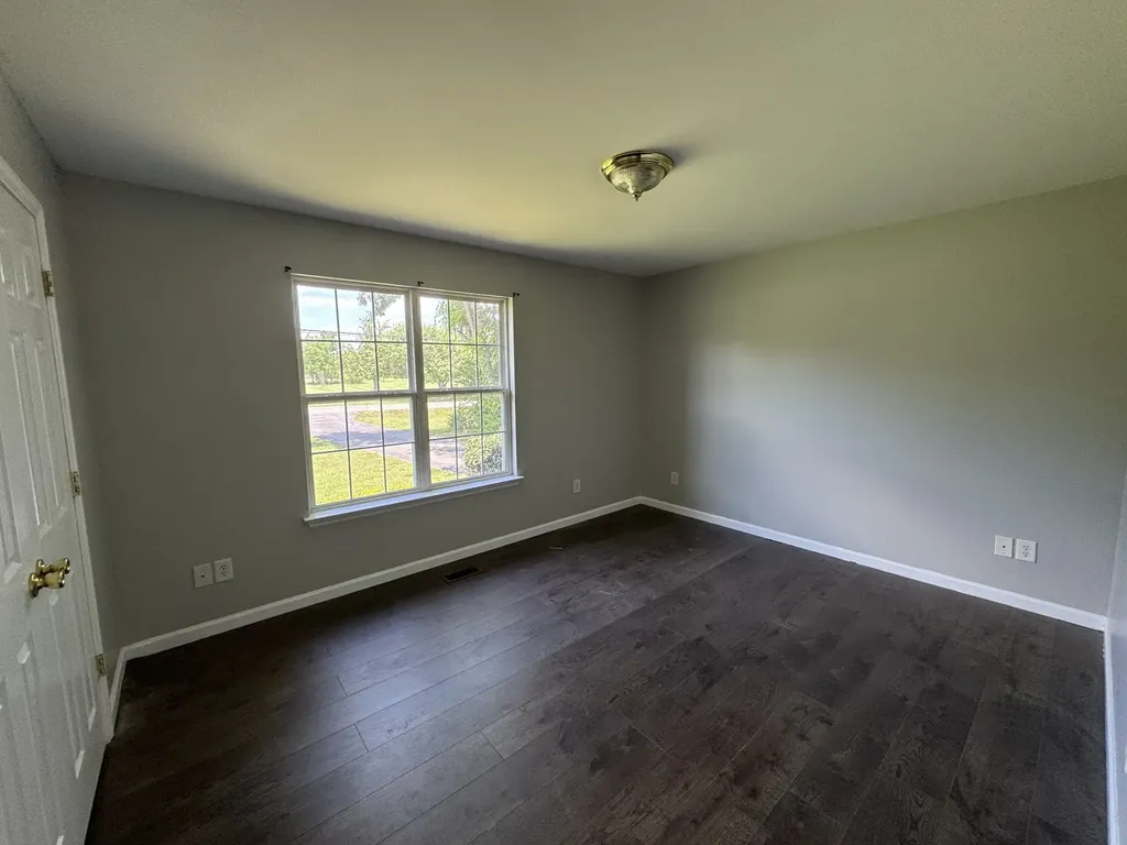 14261/2 Alhambra Drive Lebanon TN 37087