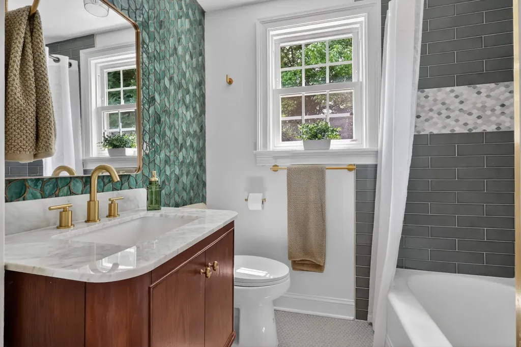 2217 Pinewood Road Nashville TN 37216