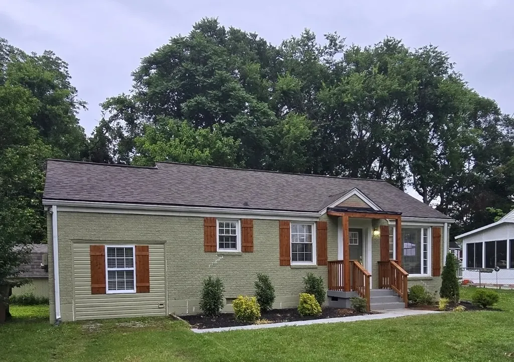 2217 Pinewood Road Nashville TN 37216