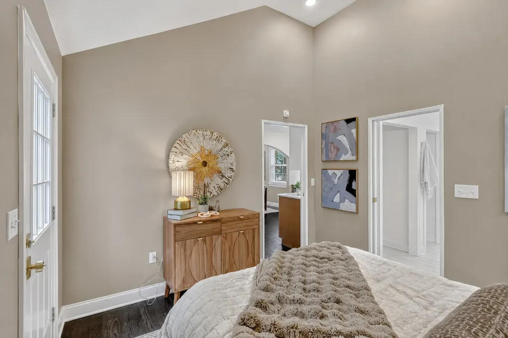 2217 Pinewood Road Nashville TN 37216