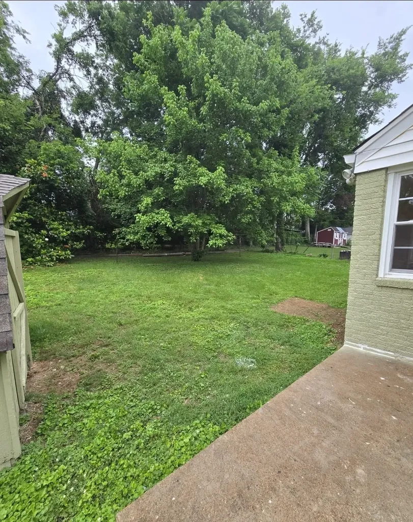 2217 Pinewood Road Nashville TN 37216