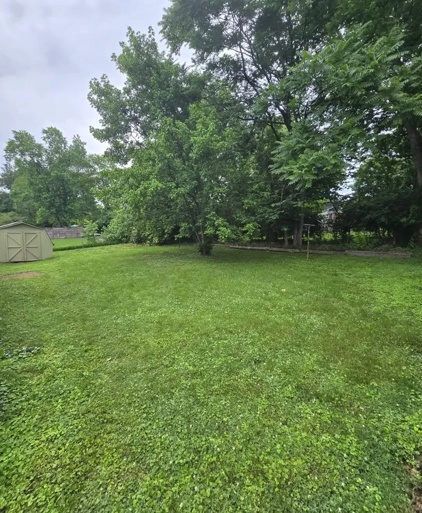 2217 Pinewood Road Nashville TN 37216