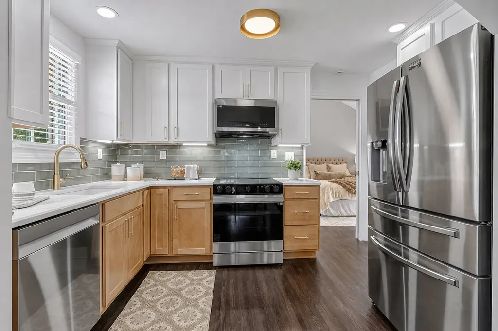 2217 Pinewood Road Nashville TN 37216