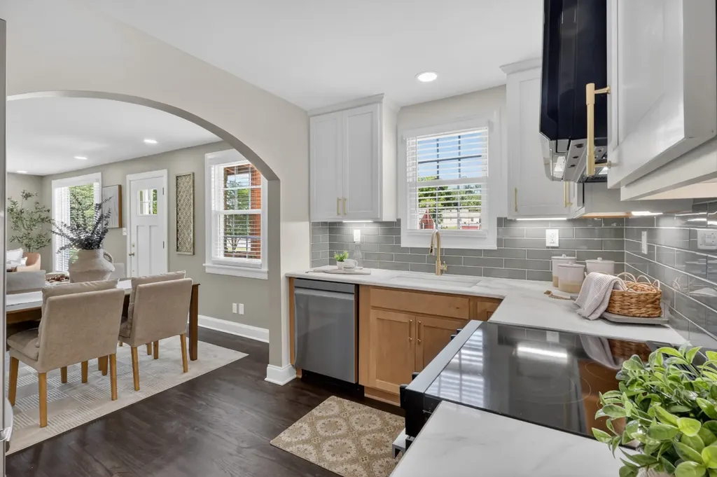 2217 Pinewood Road Nashville TN 37216