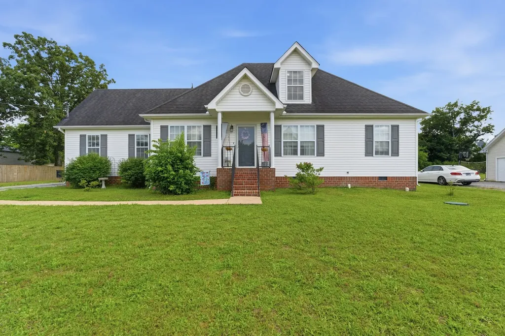 Christiana TN, 124 Mallow Drive
