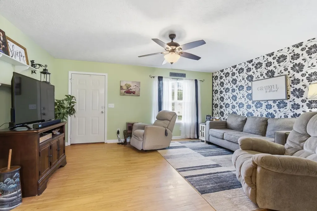 124 Mallow Drive Christiana TN 37037
