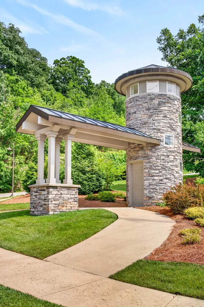 320 Old Hickory Boulevard Nashville TN 37221