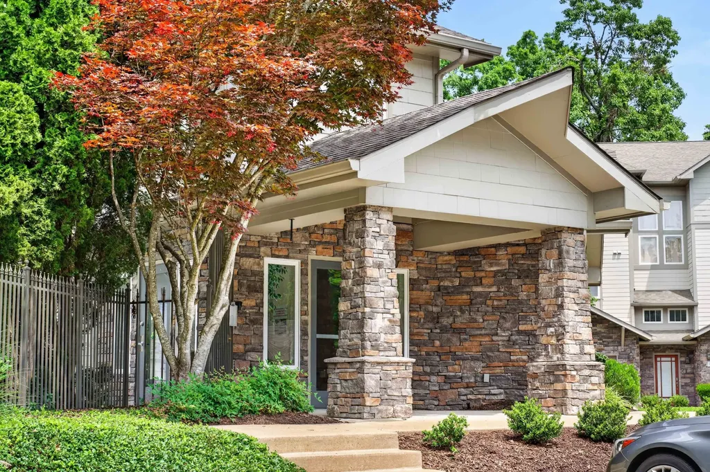 320 Old Hickory Boulevard Nashville TN 37221