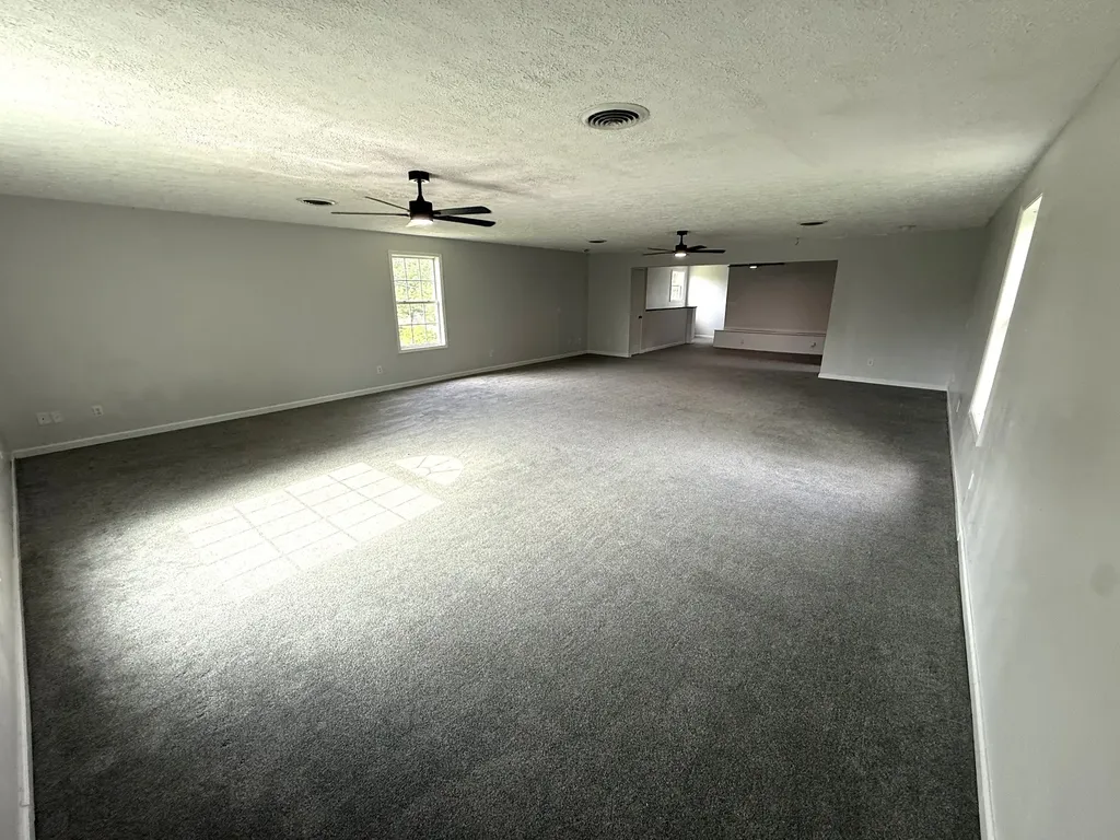 340 Brinkley Lane White House TN 37188
