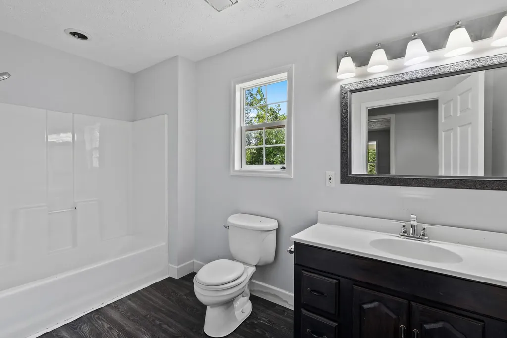 340 Brinkley Lane White House TN 37188