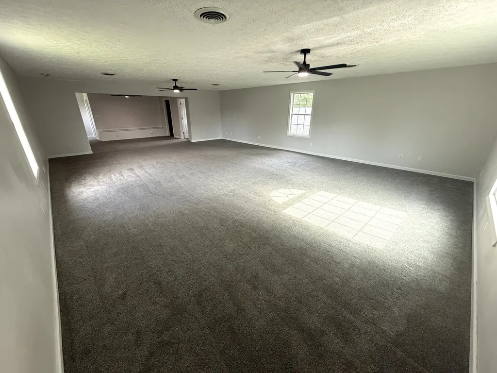 340 Brinkley Lane White House TN 37188