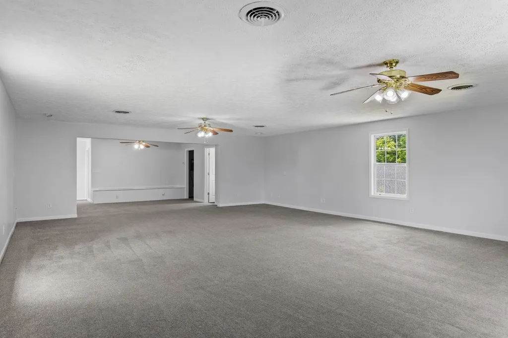 340 Brinkley Lane White House TN 37188