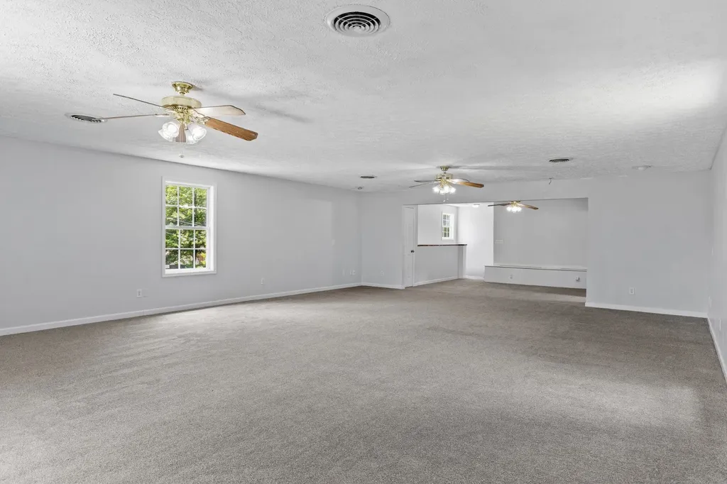 340 Brinkley Lane White House TN 37188