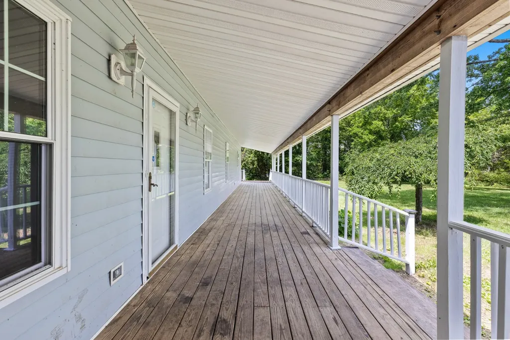 340 Brinkley Lane White House TN 37188