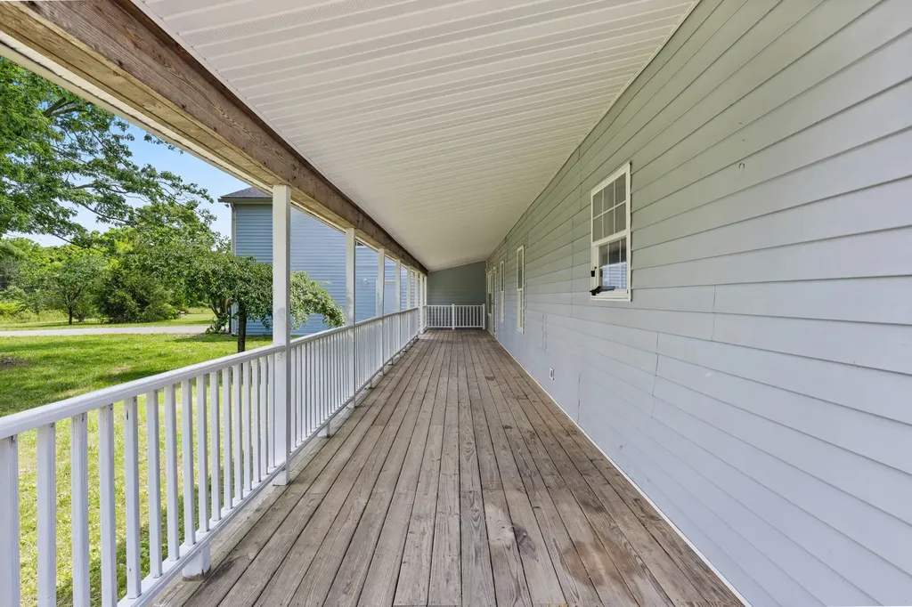 340 Brinkley Lane White House TN 37188