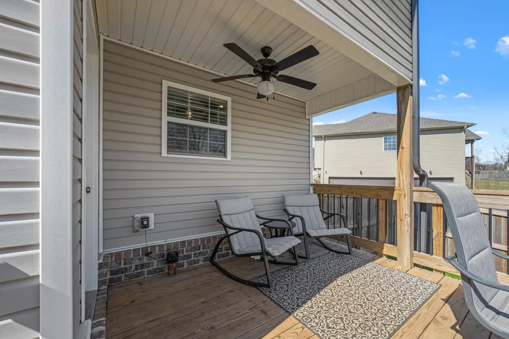 1108 Barnhill Road Clarksville TN 37043