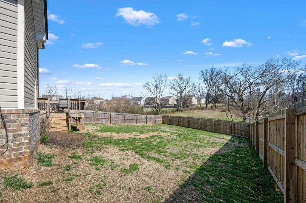 1108 Barnhill Road Clarksville TN 37043