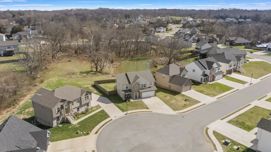 1108 Barnhill Road Clarksville TN 37043