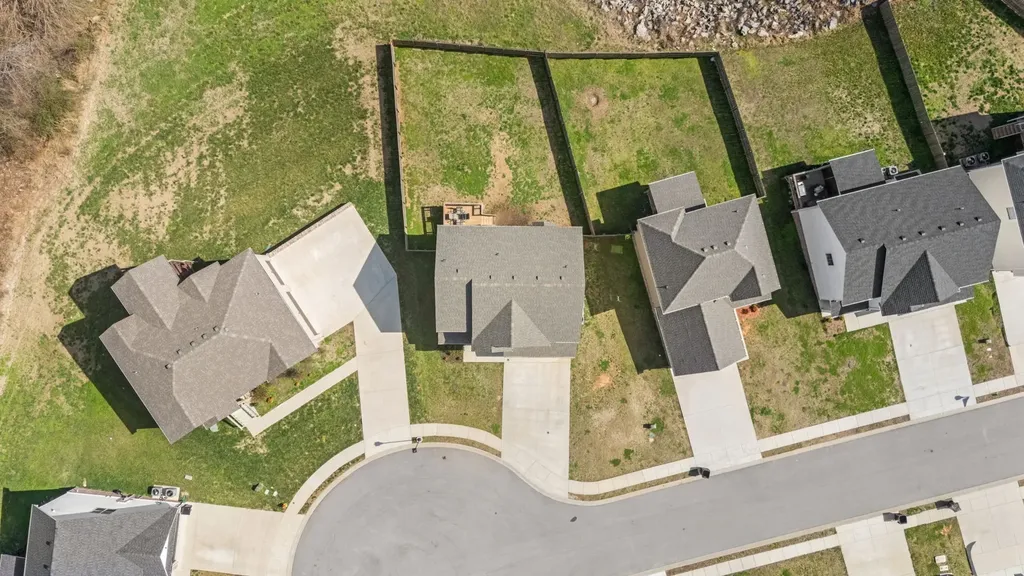 1108 Barnhill Road Clarksville TN 37043