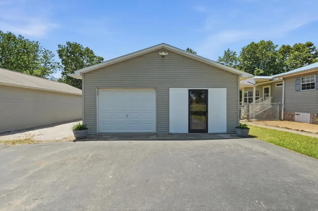 464 Brown Road Crossville TN 38555